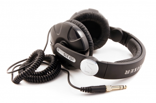 http://www.virtualdj.com/image/22168/3424/s_headphones.jpg